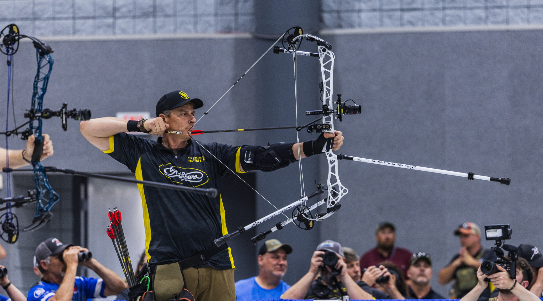 Tim Gillingham Shooting Bee Stinger Premier Plus Target Stabilizers
