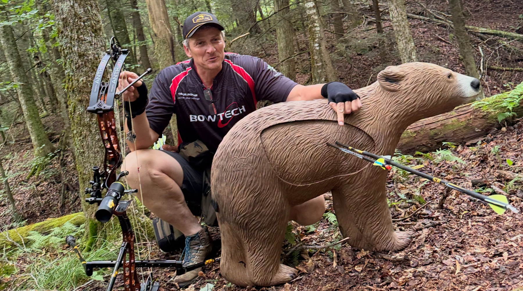 Tim Gillingham competing at the 2026 IBO World Championships with Bee Stinger Premier Plus stabilizers