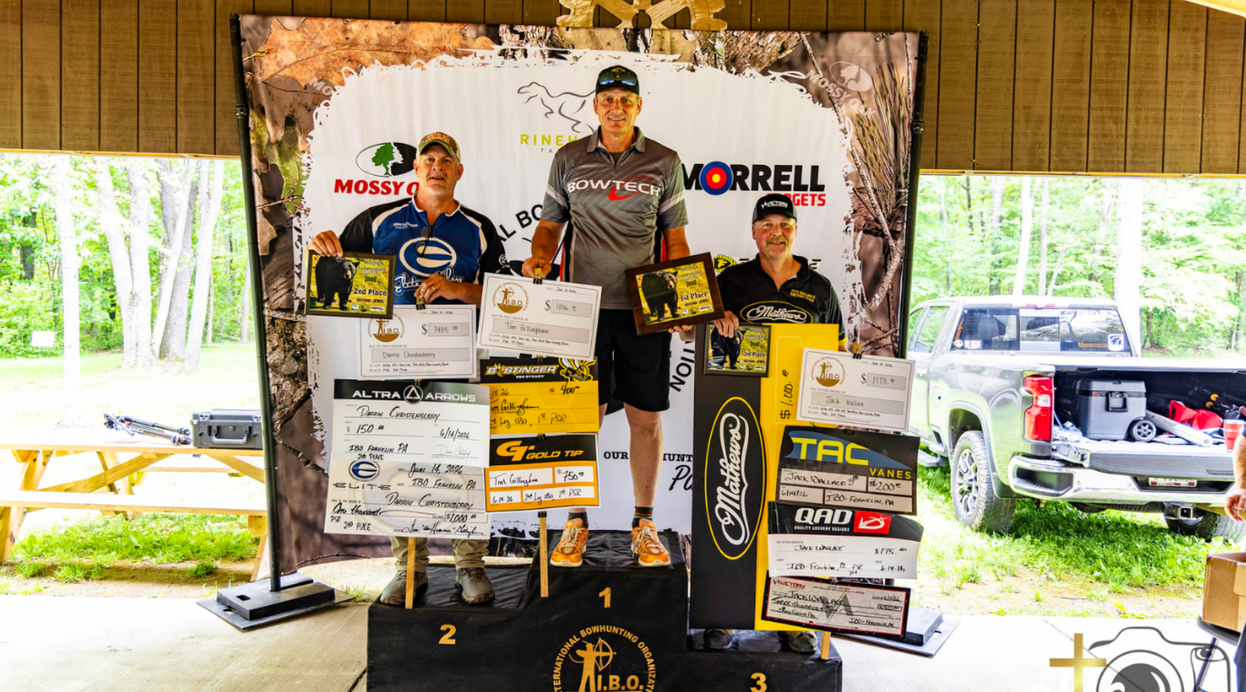 Bee Stinger team athletes competing at the IBO Triple Crown Series Leg 2 in Franklin, Pennsylvania