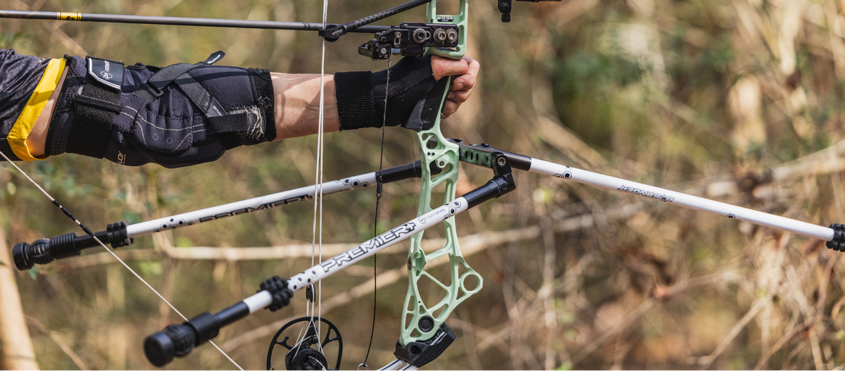 Bee Stinger stabilizer components and archery accessories including weights, mounts, quick disconnects, and stabilizer hardware